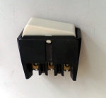 Ключ превключващ 250V/10A с клема