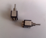 ЦК бутон превключващ FEME M3-C2-T, триполюсен (вкл)-(вкл)