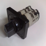 Ключ 232.02156.315 с две секции, три положения 10A 500V