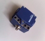 Краен изключвател ZCT21P16 AC15-240V 3A