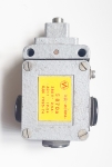 Краен изключвател S870a 380V AC 2.5A AC11 IP54