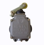 Краен изключвател КБ-11-BЛ, SPDT-NO+NC, 2.5A/380VAC, рамо с ролка