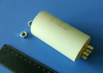 2D 45uF 450V работен кондензатор тип MKP с изводни пера