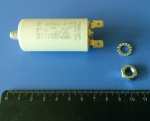 3D 4uF 450V работен кондензатор тип MKP с изводни пера