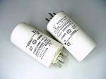 2C 20uF 470V работен кондензатор тип MKP с изводни пера