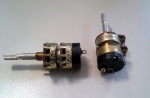 Потенциометър 2x5K 0.25W стерео с ключ Japan