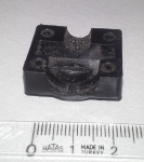 Притискаща планка за кабел ф6 26x22x8mm