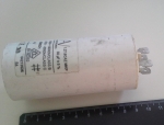 2C 30uF 470V работен кондензатор тип MKP с изводни пера