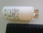 2C 14uF 470V работен кондензатор тип MKP с изводни пера