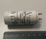 3C 5.5uF 275V работен кондензатор тип MKP с изводни пера