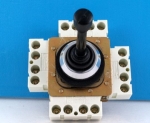 ДЖОЙСТИК TELEMECANIQUE XD2CC-3333 С 4 КОНТАКТА XC1ZP2