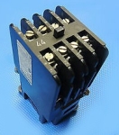 КОНТАКТОР SIEMENS 3TA63 10-0 A, бобина 42VAC 50Hz, 4 НО + 4 НЗ