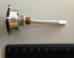 Потенциометър 1MOhm 0.25W, ос ф6мм L62мм