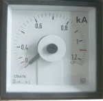 IME AQ72E Амперметър 0-1.25kA AC аналогов панелен 72x72mm AN6211D1251 TR1250/1A