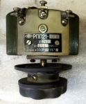 Потенциометър РПП21-31 500 ohm жичен с врътка