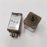 Реле Kuhnke UF3 бобина 220V AC, 3PDT