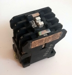 Контактор AXCR-0410 MTE, бобина 220V...240V 50Hz