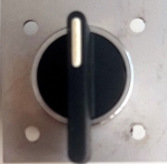 Панелен превключвател, ротационен, 3 позиции, ф22mm, 10A 400V AC, ZB2-BE101 2NO