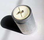 8uF 400V КД кондензатор, Конис
