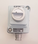 Команден ключ HT31-2E4 32.00-14 500V AC 6A