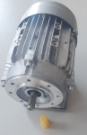 електродвигател LENZE MDERAXX063-32V1 180W